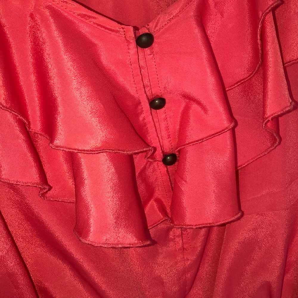 Coral Ruffled Crop Top - Picture 2 of 2